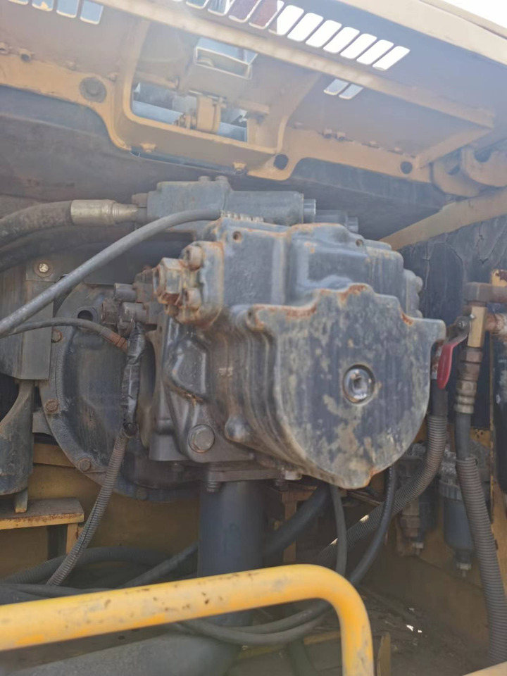KOMATSU PC400-7 - حفارات زحافة: صور 5 KOMATSU PC400-7 - حفارات زحافة: صور 5