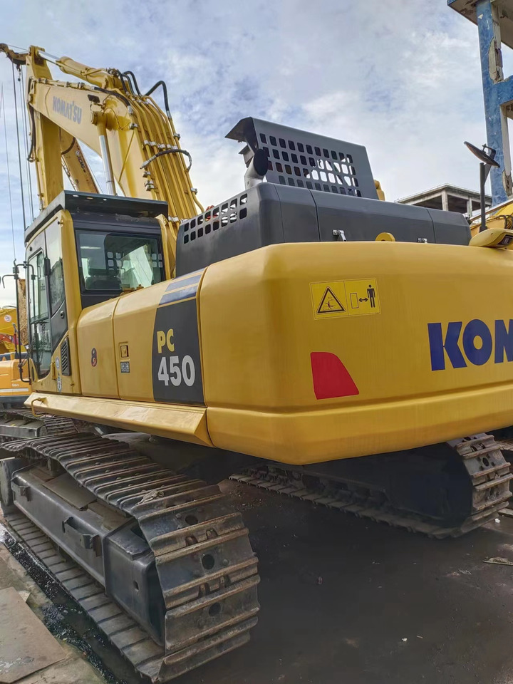 KOMATSU PC450-8 - حفارات زحافة: صور 4 KOMATSU PC450-8 - حفارات زحافة: صور 4