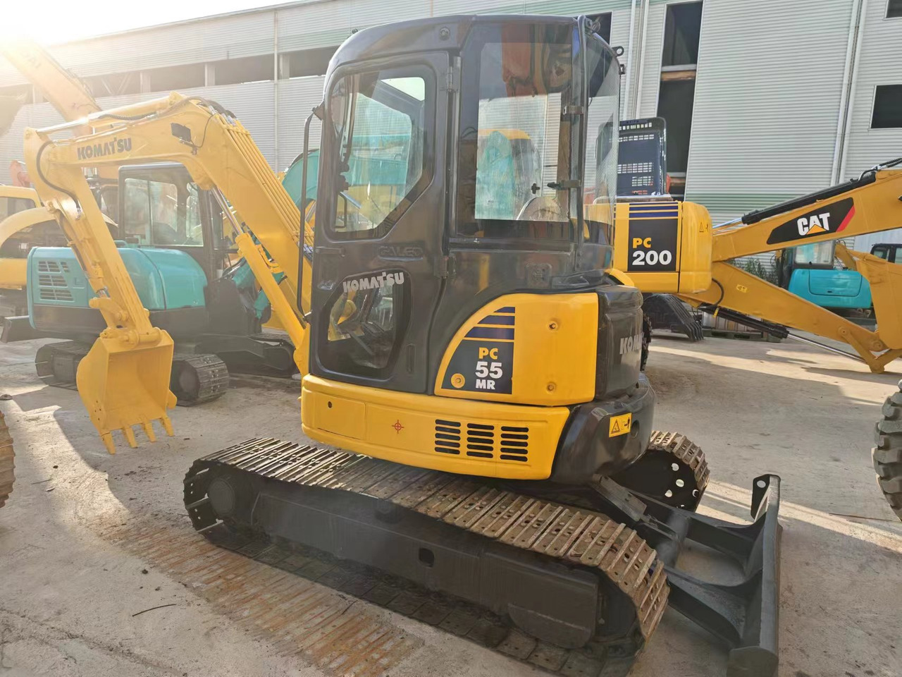 KOMATSU PC55MR-2 - حفارة مصغرة: صور 5 KOMATSU PC55MR-2 - حفارة مصغرة: صور 5
