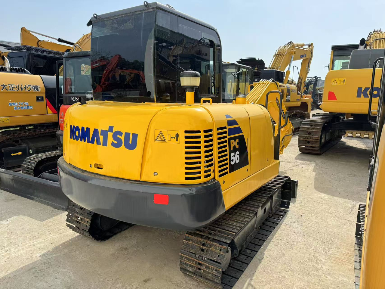 KOMATSU PC56-7 - حفارة مصغرة: صور 1 KOMATSU PC56-7 - حفارة مصغرة: صور 1