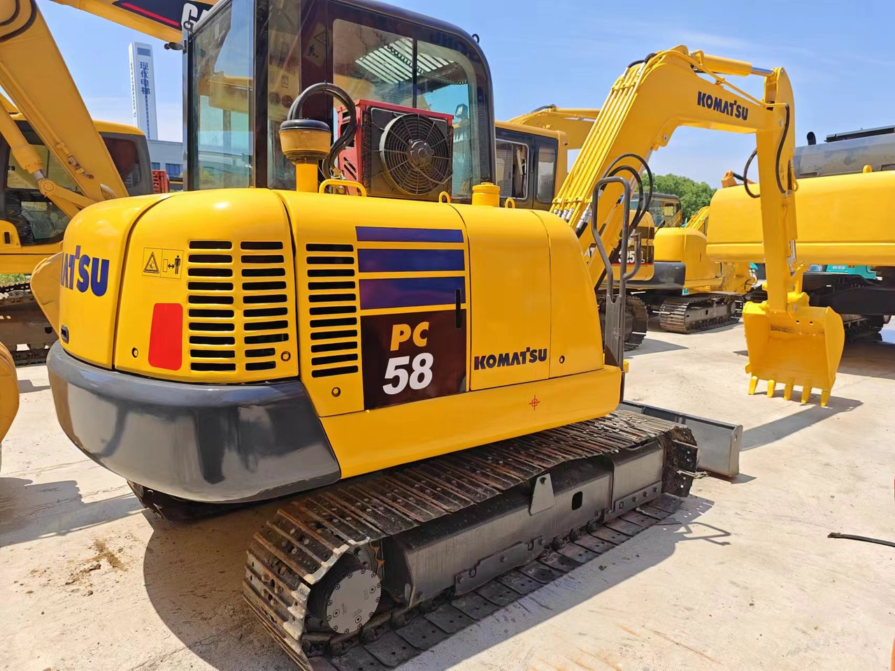 KOMATSU PC58 - حفارة مصغرة: صور 2 KOMATSU PC58 - حفارة مصغرة: صور 2