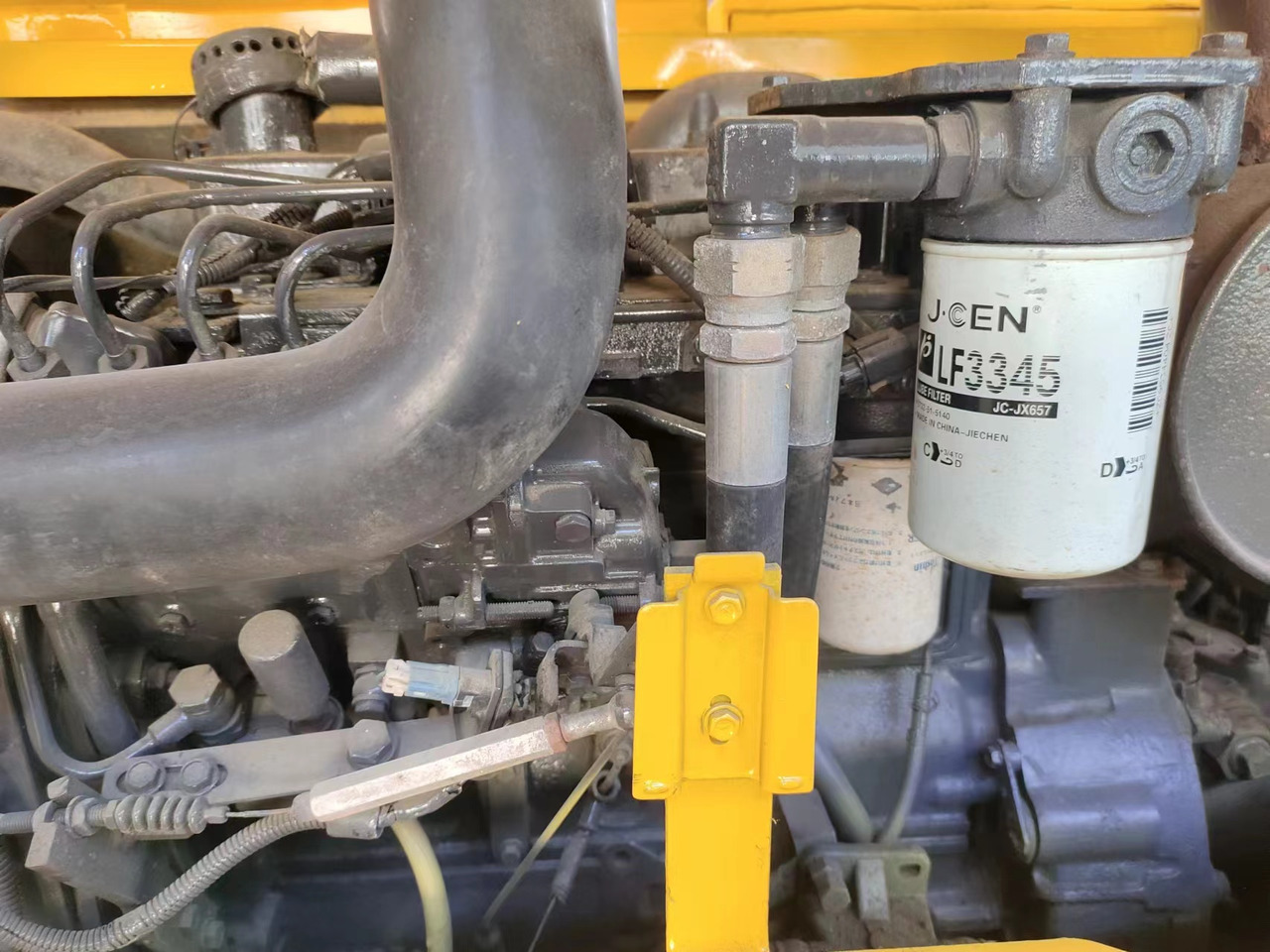 KOMATSU PC60-7 - حفارات زحافة: صور 5 KOMATSU PC60-7 - حفارات زحافة: صور 5