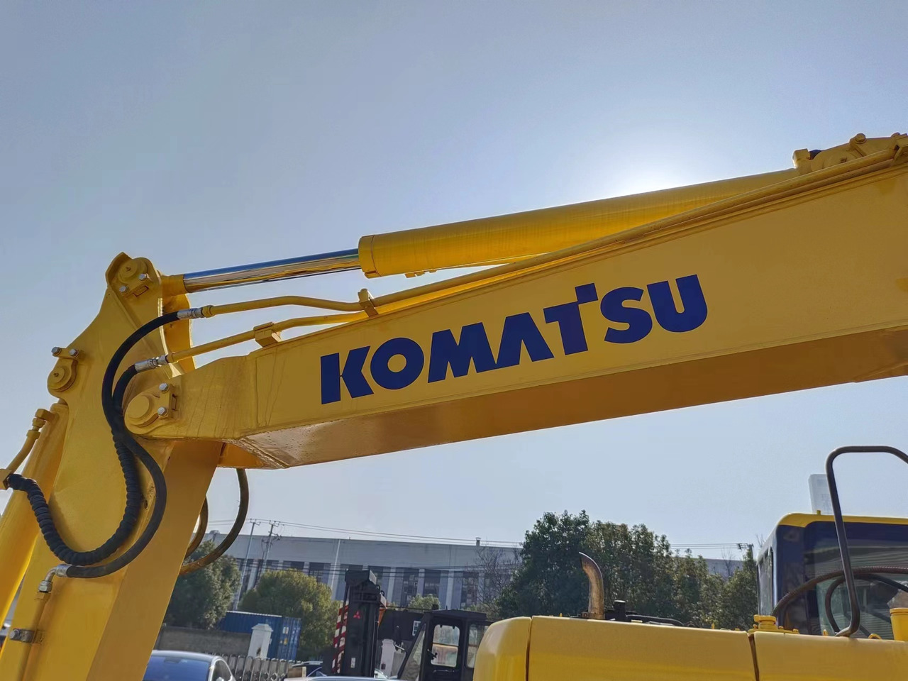 KOMATSU PC60-8 - حفارة مصغرة: صور 5 KOMATSU PC60-8 - حفارة مصغرة: صور 5