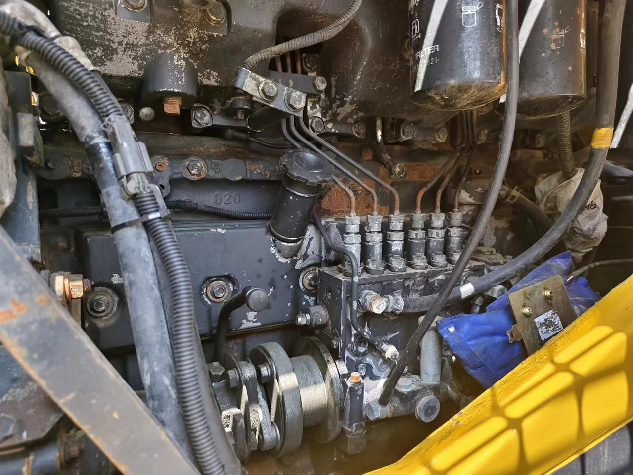 KOMATSU WA470-3 - اللودر بعجل: صور 4 KOMATSU WA470-3 - اللودر بعجل: صور 4