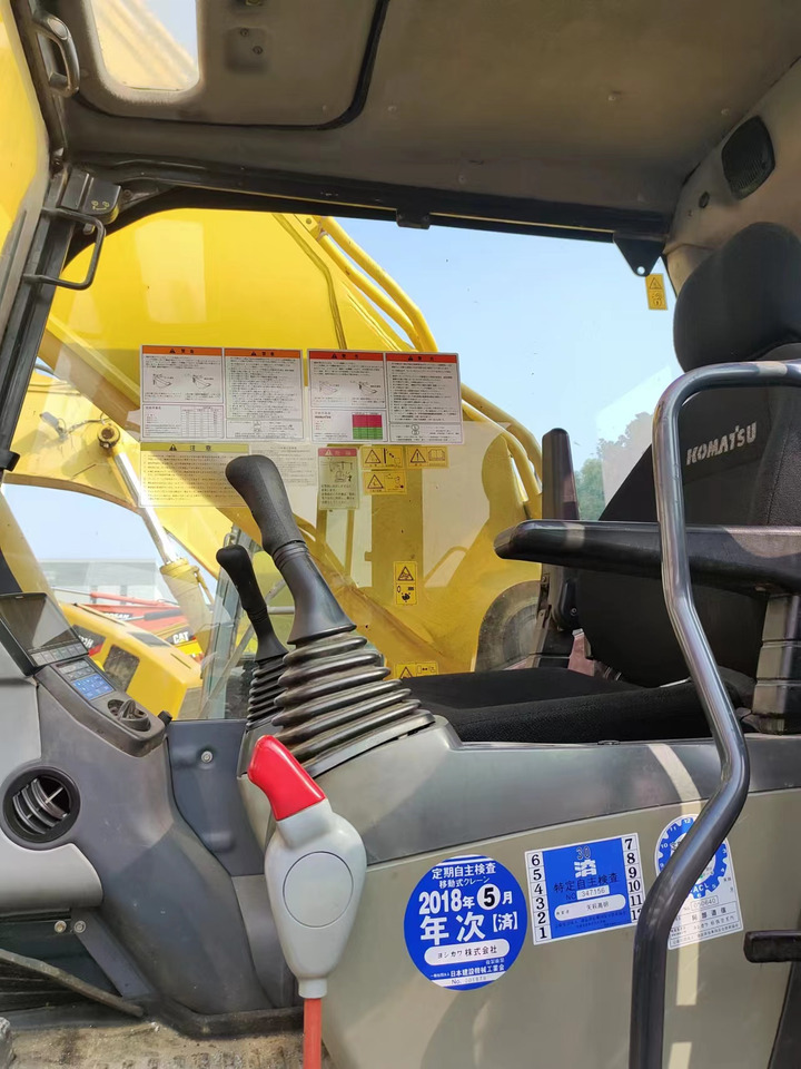 KOMATSU pc450-8 - حفارات زحافة: صور 2 KOMATSU pc450-8 - حفارات زحافة: صور 2