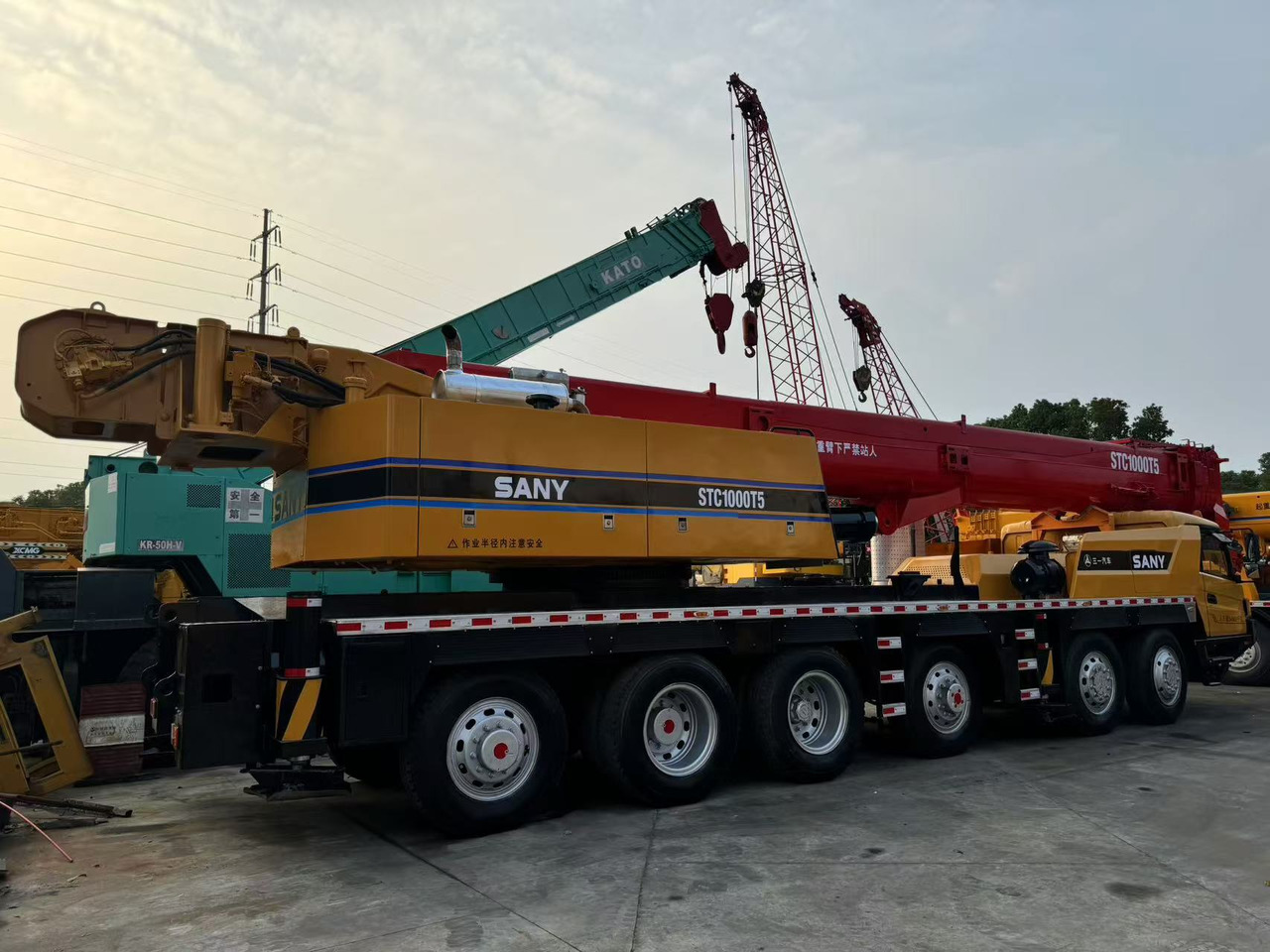 SANY STC1000T5 - موبايل كرين: صور 3 SANY STC1000T5 - موبايل كرين: صور 3