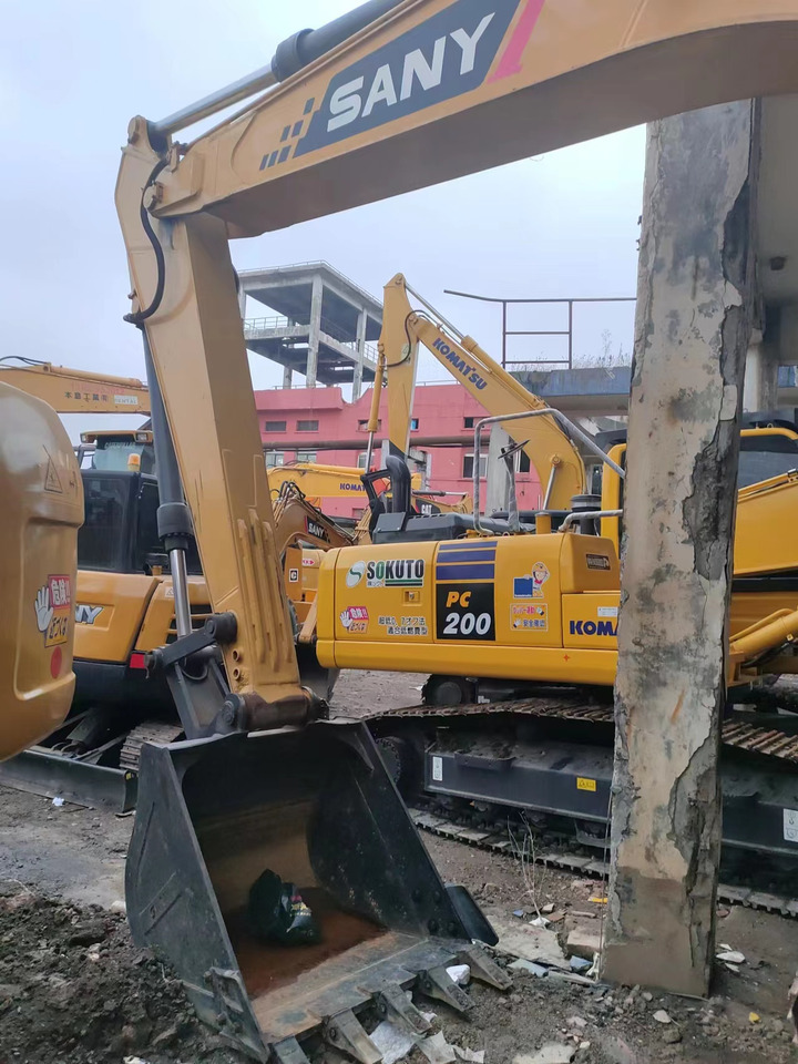 SANY SY215C-9 - حفارات زحافة: صور 5 SANY SY215C-9 - حفارات زحافة: صور 5