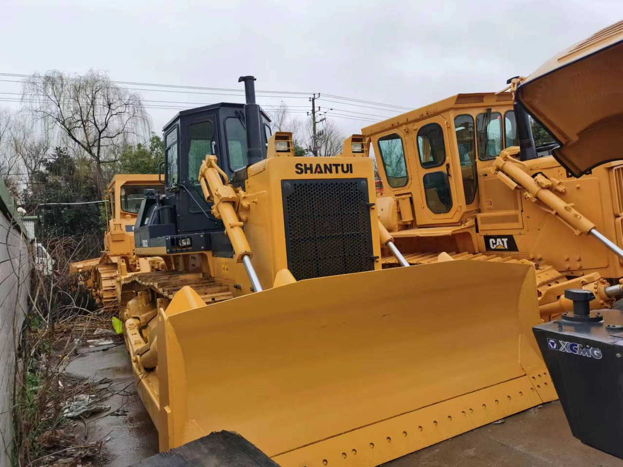 SHANTUI SD22 - بلدوزر: صور 1 SHANTUI SD22 - بلدوزر: صور 1