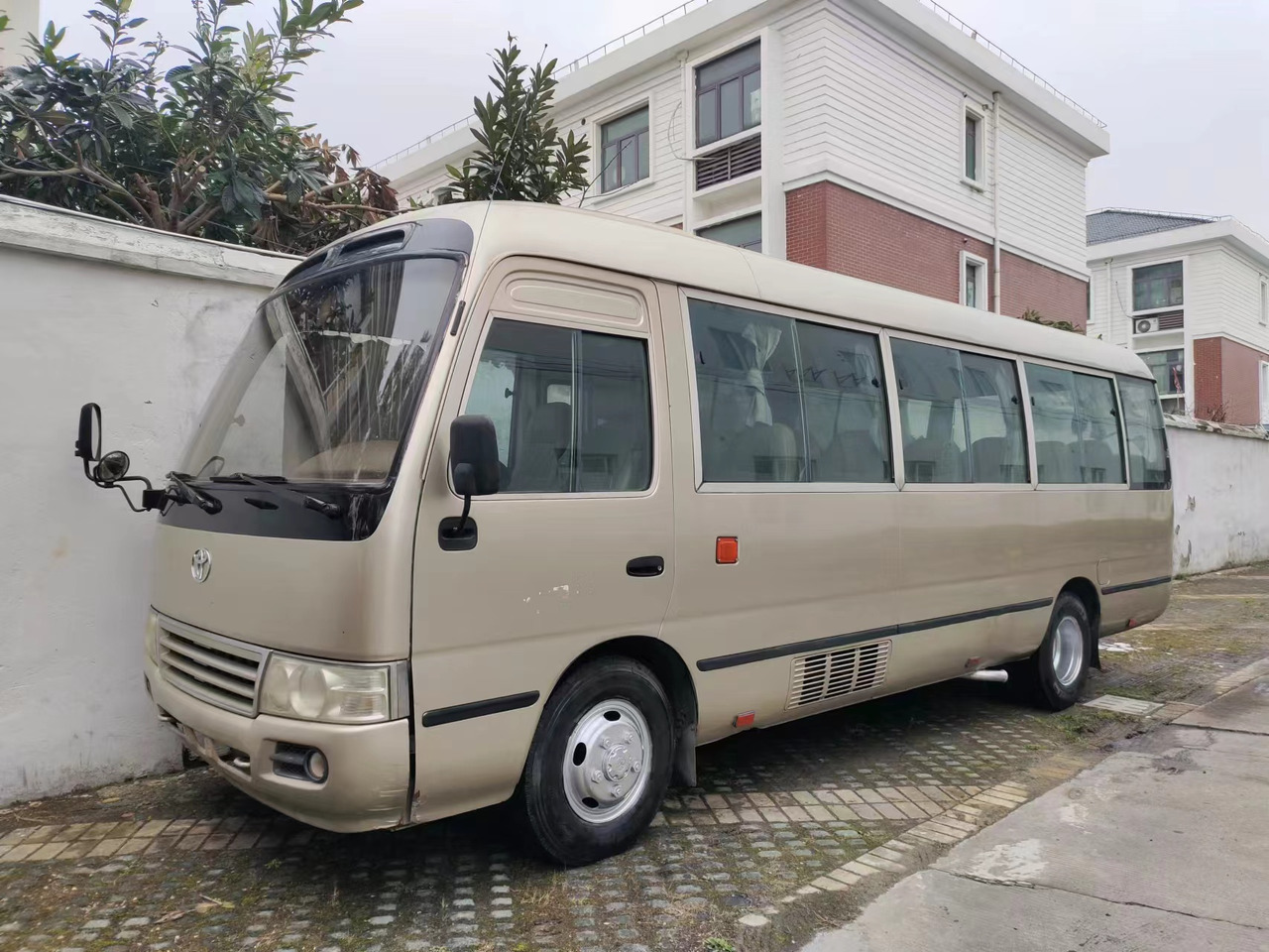 TOYOTA Coaster - باص النقل بين المدن: صور 5 TOYOTA Coaster - باص النقل بين المدن: صور 5