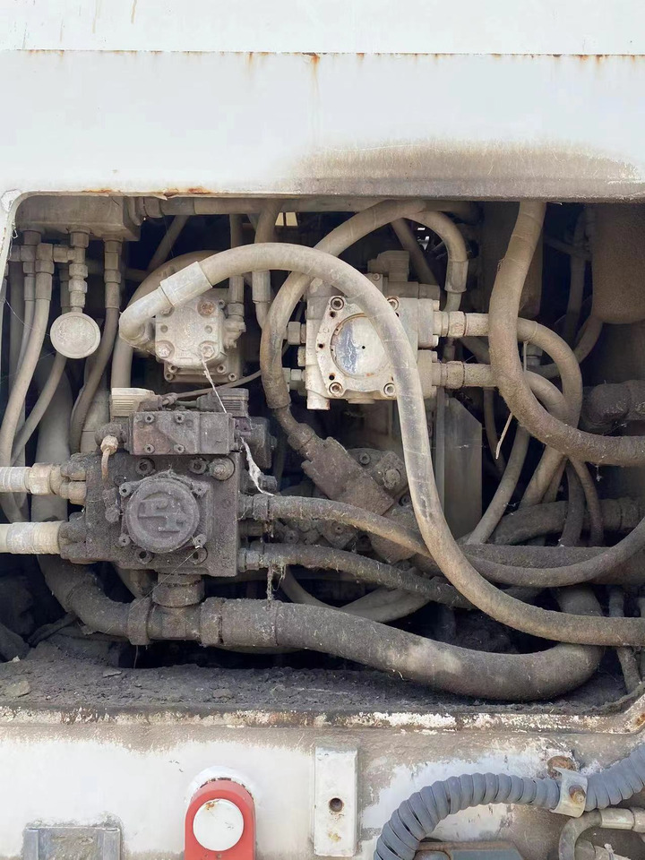 WIRTGEN 1900 - ماكينات لصقل الأسفلت: صور 5 WIRTGEN 1900 - ماكينات لصقل الأسفلت: صور 5