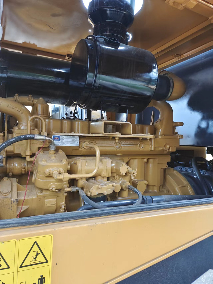 XCMG LW500KV - اللودر بعجل: صور 5 XCMG LW500KV - اللودر بعجل: صور 5