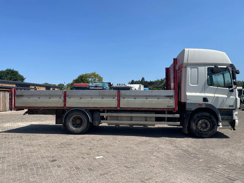 DAF CF 85 FLATBED TRUCK - شاحنات مسطحة: صور 4 DAF CF 85 FLATBED TRUCK - شاحنات مسطحة: صور 4