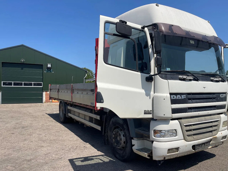 DAF CF 85 FLATBED TRUCK - شاحنات مسطحة: صور 1 DAF CF 85 FLATBED TRUCK - شاحنات مسطحة: صور 1