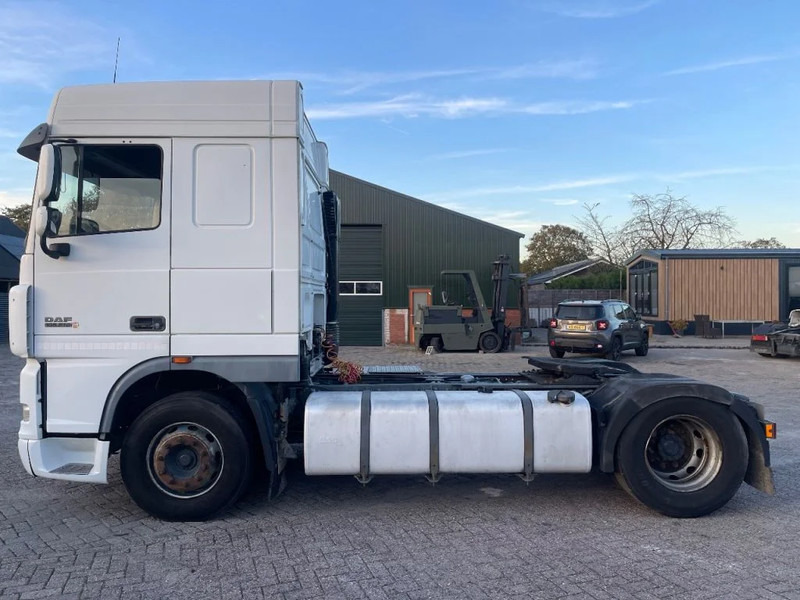 DAF XF 105.510 Tractor - شاحنة جرار: صور 5 DAF XF 105.510 Tractor - شاحنة جرار: صور 5