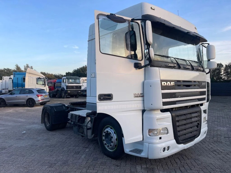 DAF XF 105.510 Tractor - شاحنة جرار: صور 1 DAF XF 105.510 Tractor - شاحنة جرار: صور 1
