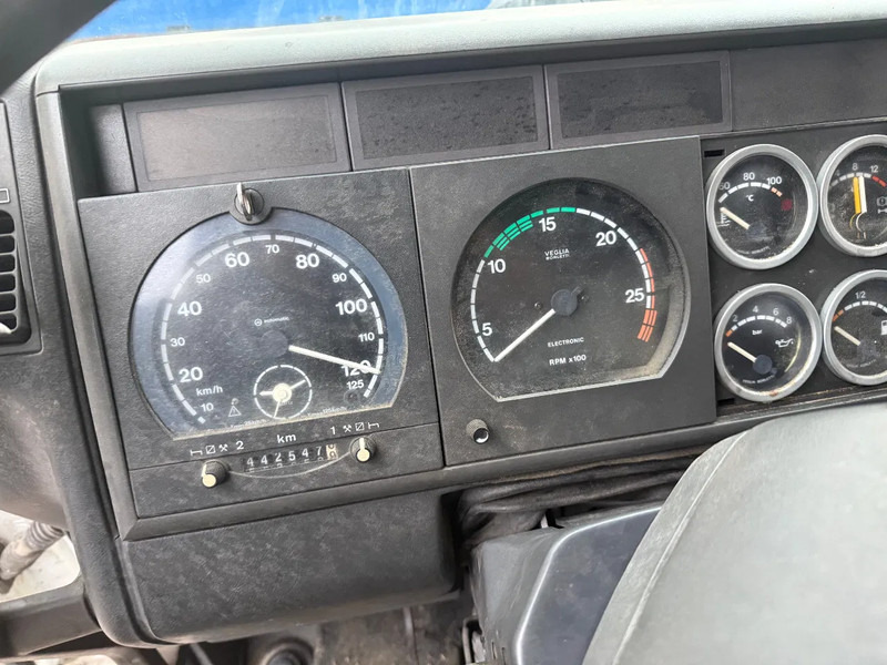 الشاسيه شاحنة Iveco EuroStar 240 E42 ENGINE: صور 17 الشاسيه شاحنة Iveco EuroStar 240 E42 ENGINE: صور 17