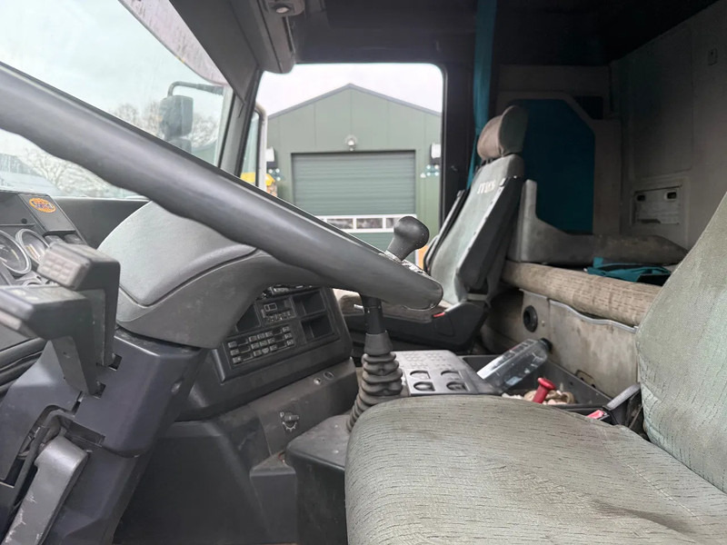 الشاسيه شاحنة Iveco EuroStar 240 E42 ENGINE: صور 10 الشاسيه شاحنة Iveco EuroStar 240 E42 ENGINE: صور 10