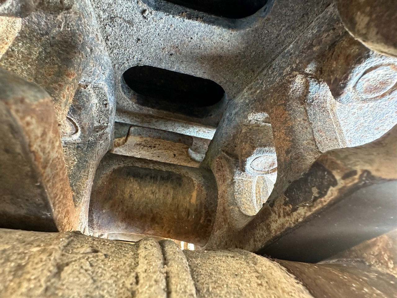 حفارات زحافة JCB JS220LC: صور 27