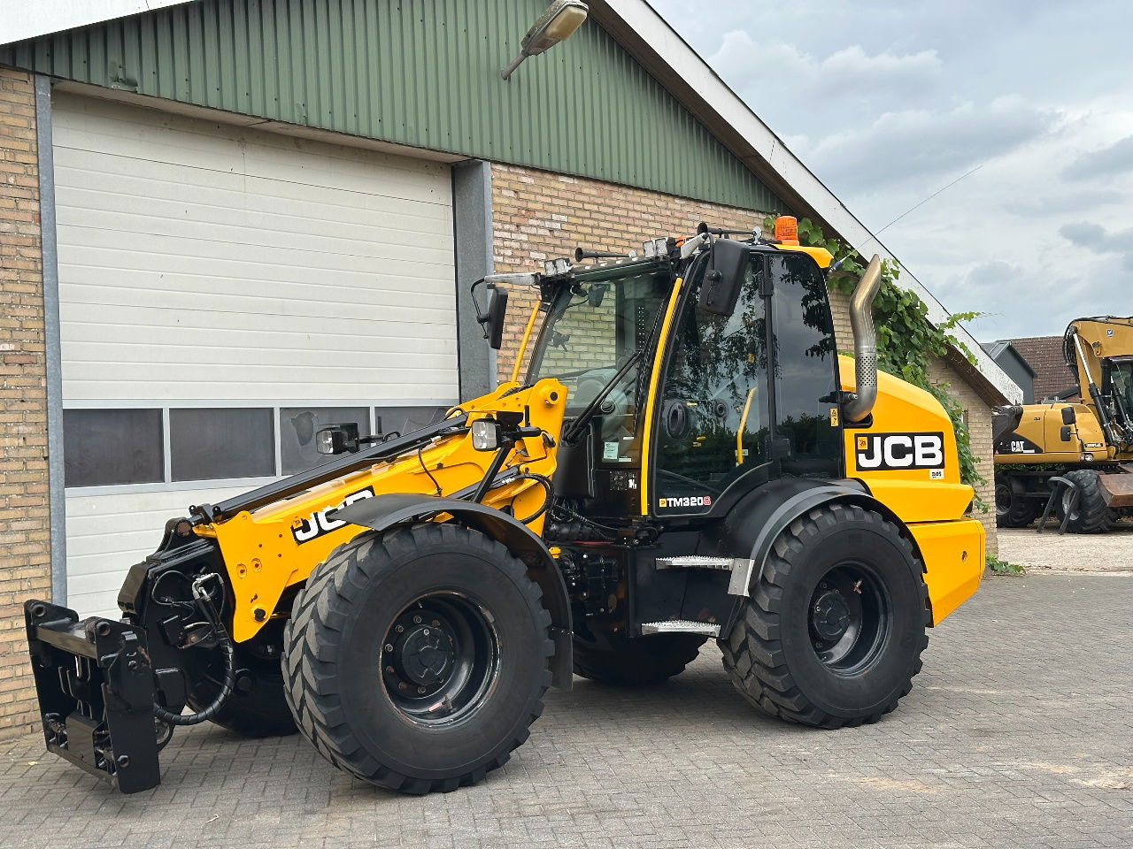 JCB TM320S sv - جرافة ذات عجلات تلسكوبية: صور 2 JCB TM320S sv - جرافة ذات عجلات تلسكوبية: صور 2