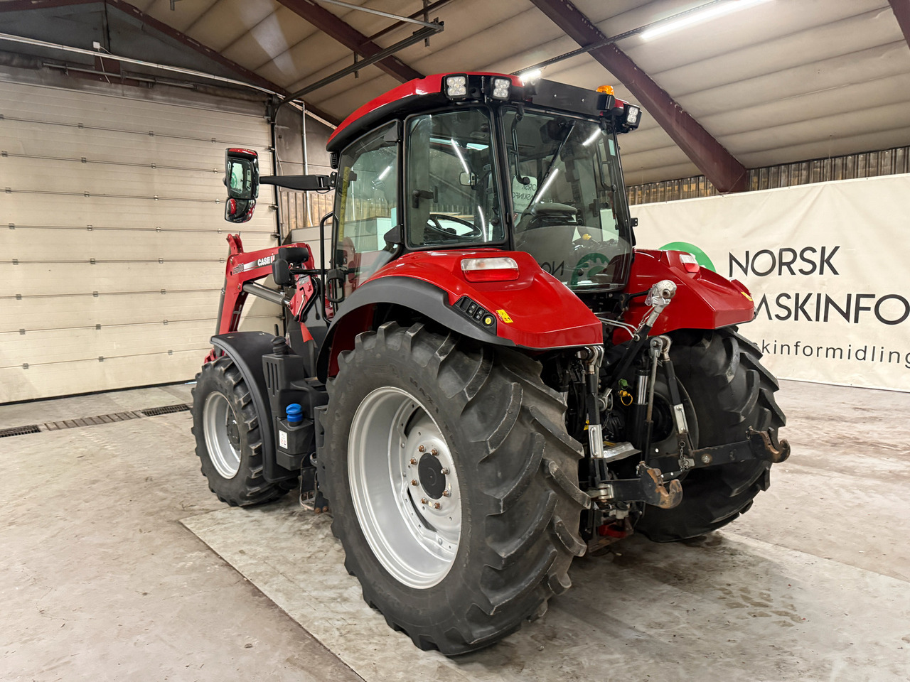 CASE IH Luxxum 120 - جرار: صور 3 CASE IH Luxxum 120 - جرار: صور 3