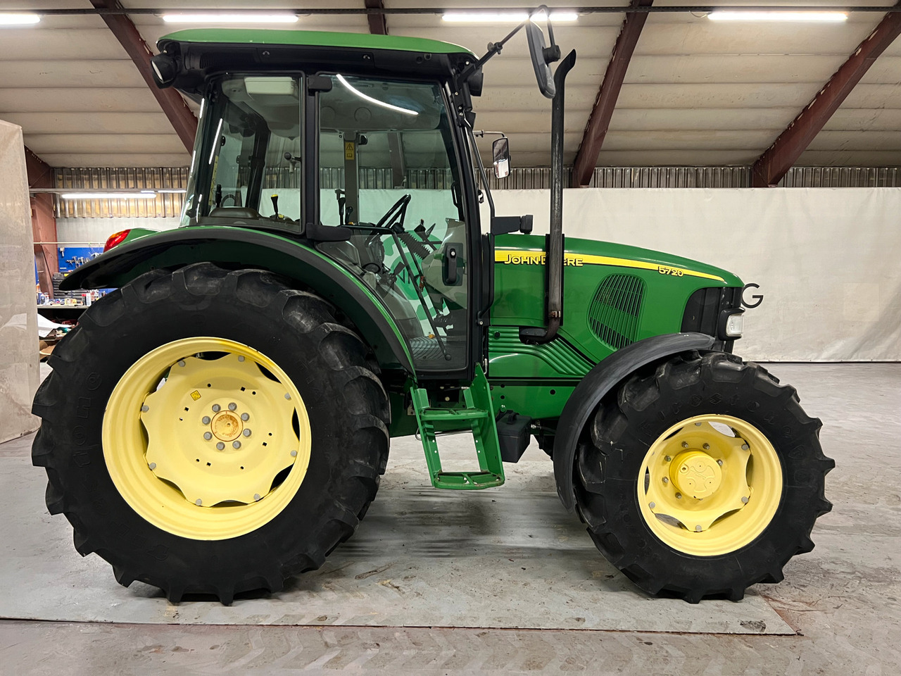 John Deere 5720 #KUN 1318 Timer# Kan selges med redusert mva# - جرار: صور 5 John Deere 5720 #KUN 1318 Timer# Kan selges med redusert mva# - جرار: صور 5