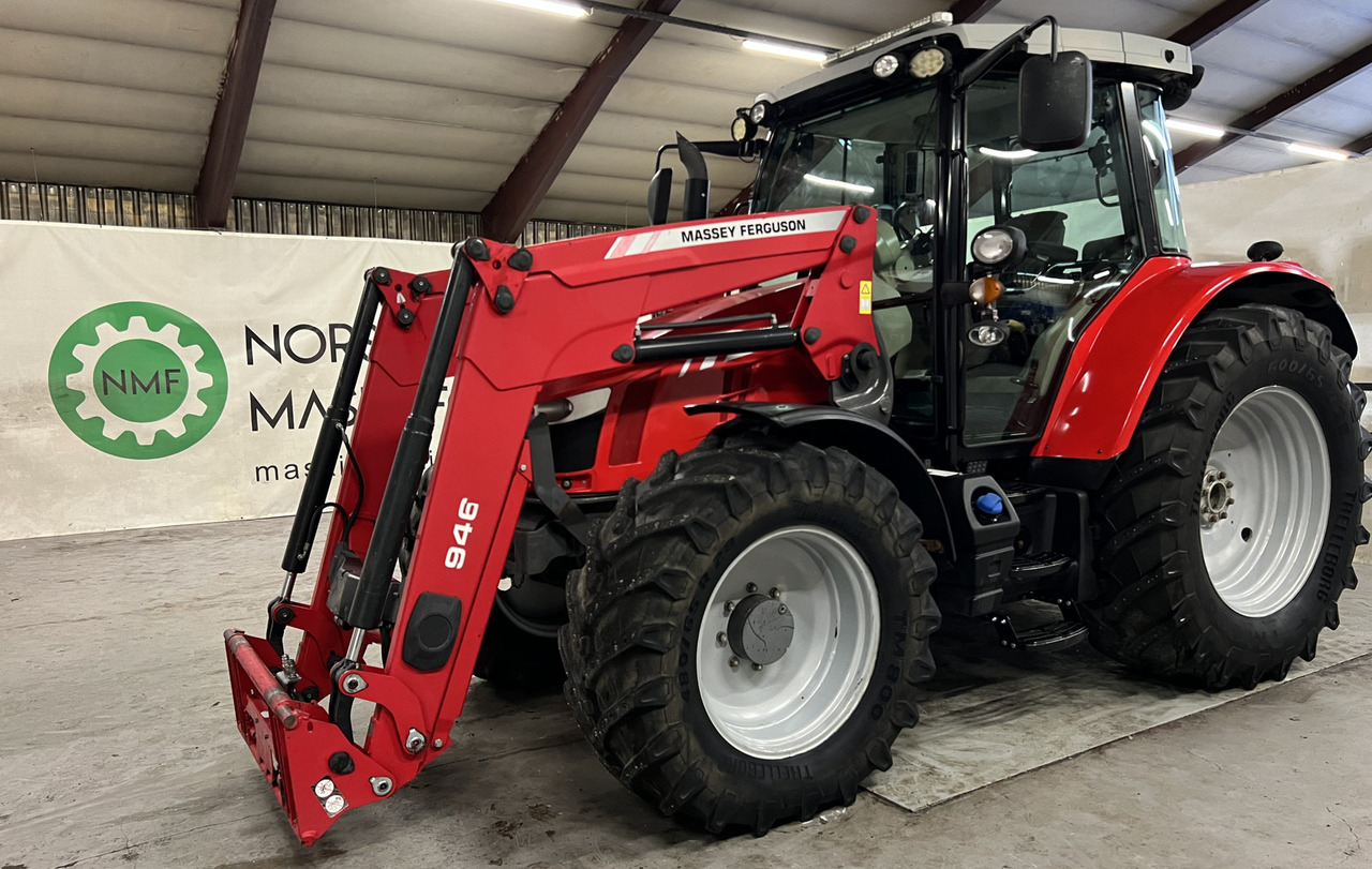 Massey Ferguson 5613 Dyna 6 - جرار: صور 1 Massey Ferguson 5613 Dyna 6 - جرار: صور 1