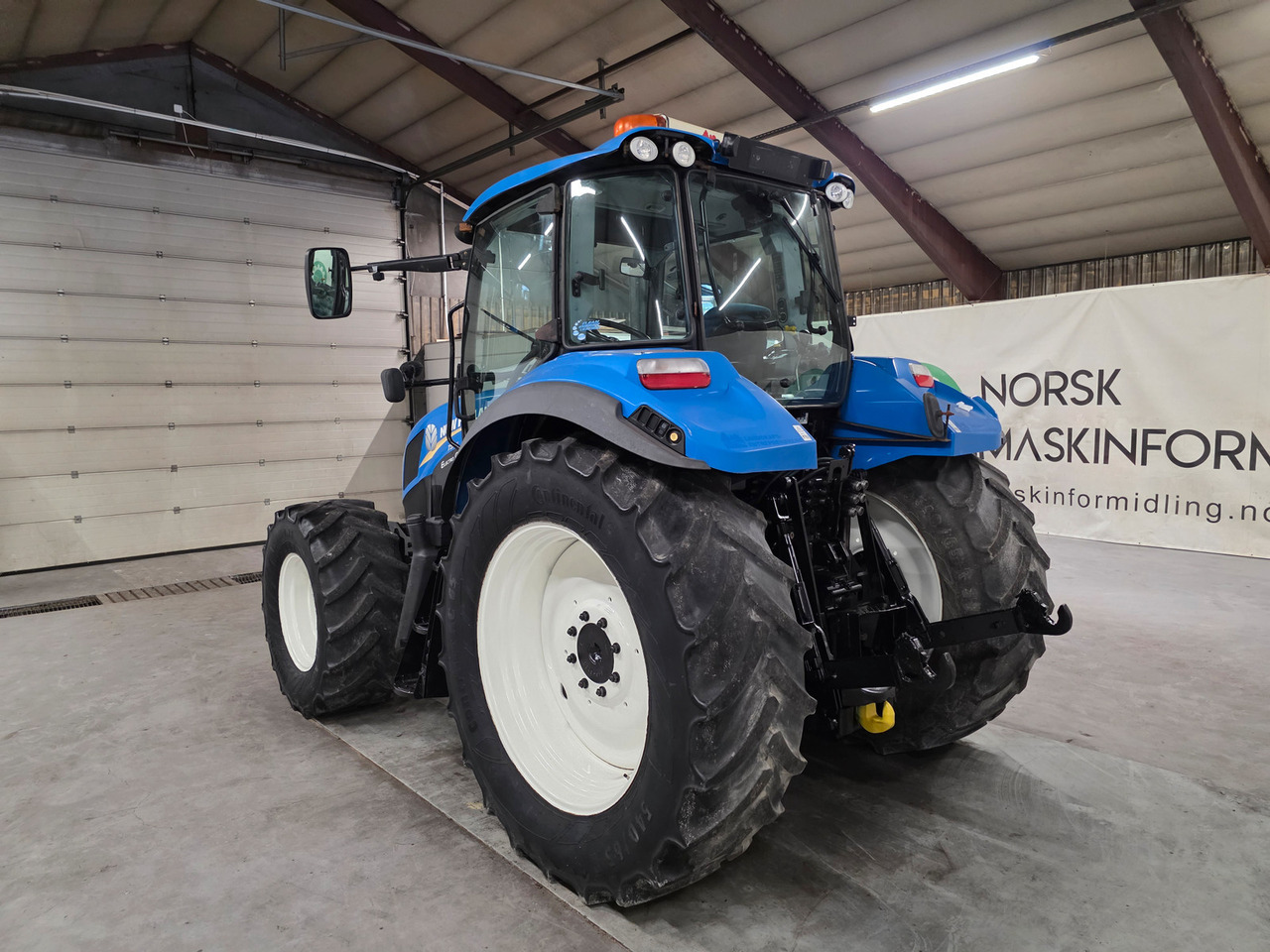 New Holland T5.115 EC - جرار: صور 3 New Holland T5.115 EC - جرار: صور 3