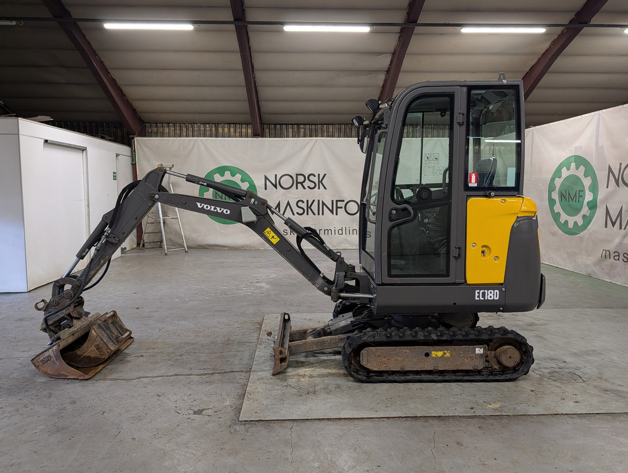 Volvo ECR18D - حفارة مصغرة: صور 2 Volvo ECR18D - حفارة مصغرة: صور 2