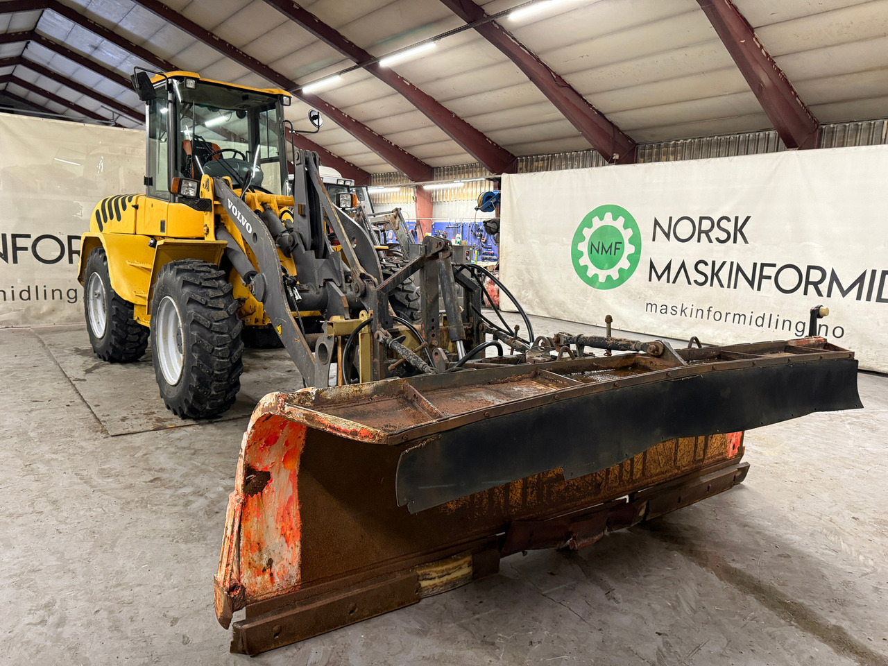 Volvo L40B-TP #Skuffe og Skjær #Kun 3458 timer - اللودر بعجل: صور 5 Volvo L40B-TP #Skuffe og Skjær #Kun 3458 timer - اللودر بعجل: صور 5