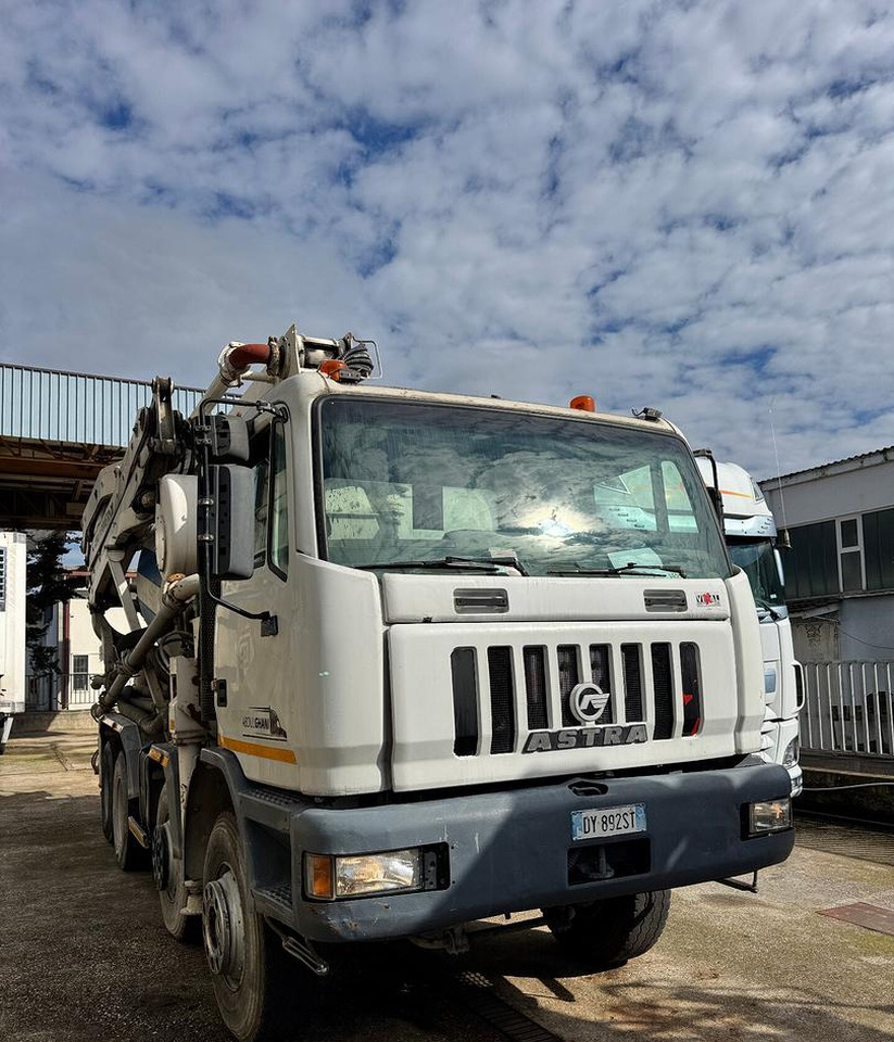 Betonpompa 28MT CIFA ASTRA HD84.38 - خلاطة مع مضخة: صور 4 Betonpompa 28MT CIFA ASTRA HD84.38 - خلاطة مع مضخة: صور 4