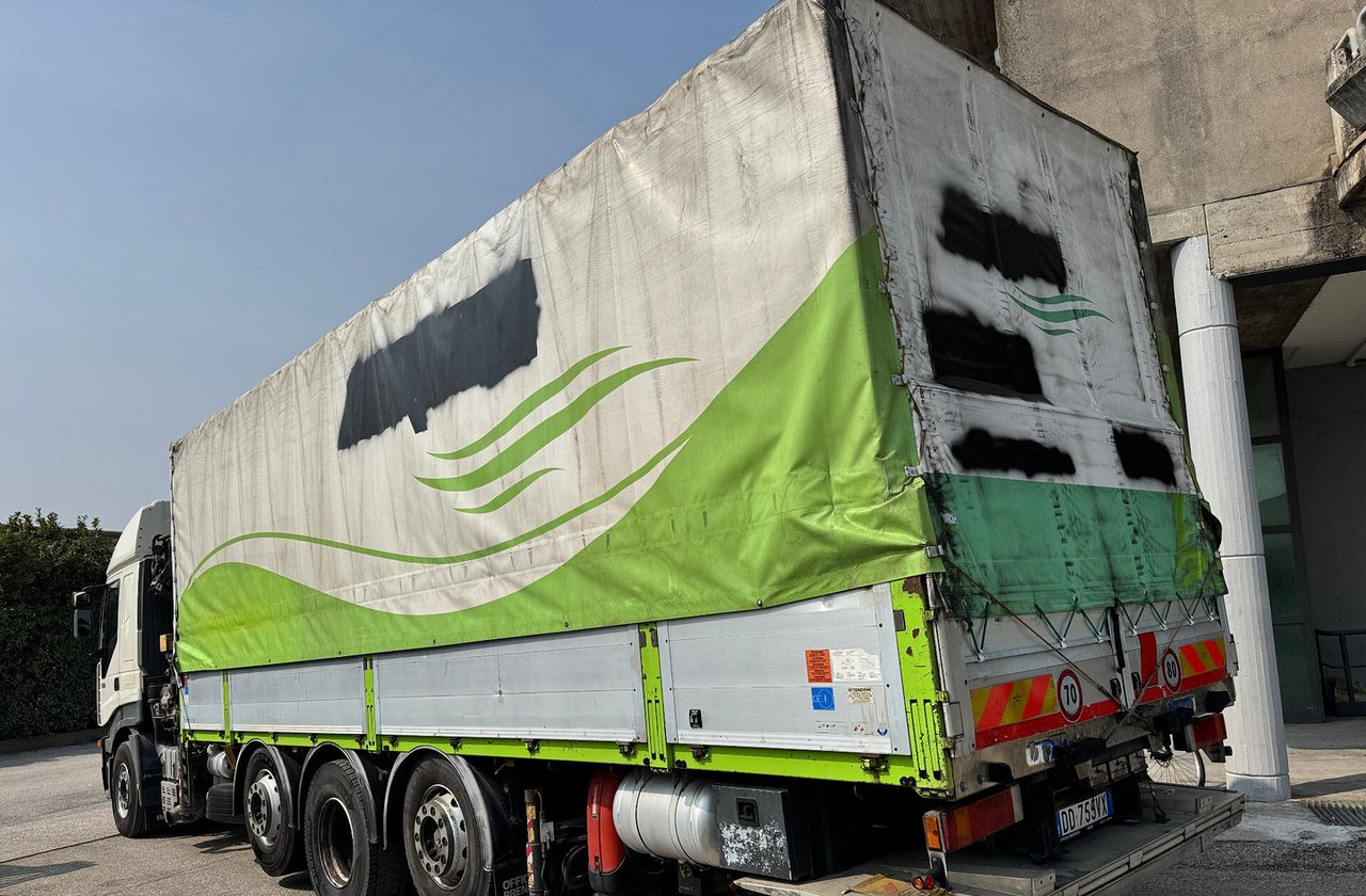 IVECO 430 - 4 ASSI STRADALE CON GRU - شاحنة ستارة: صور 4 IVECO 430 - 4 ASSI STRADALE CON GRU - شاحنة ستارة: صور 4