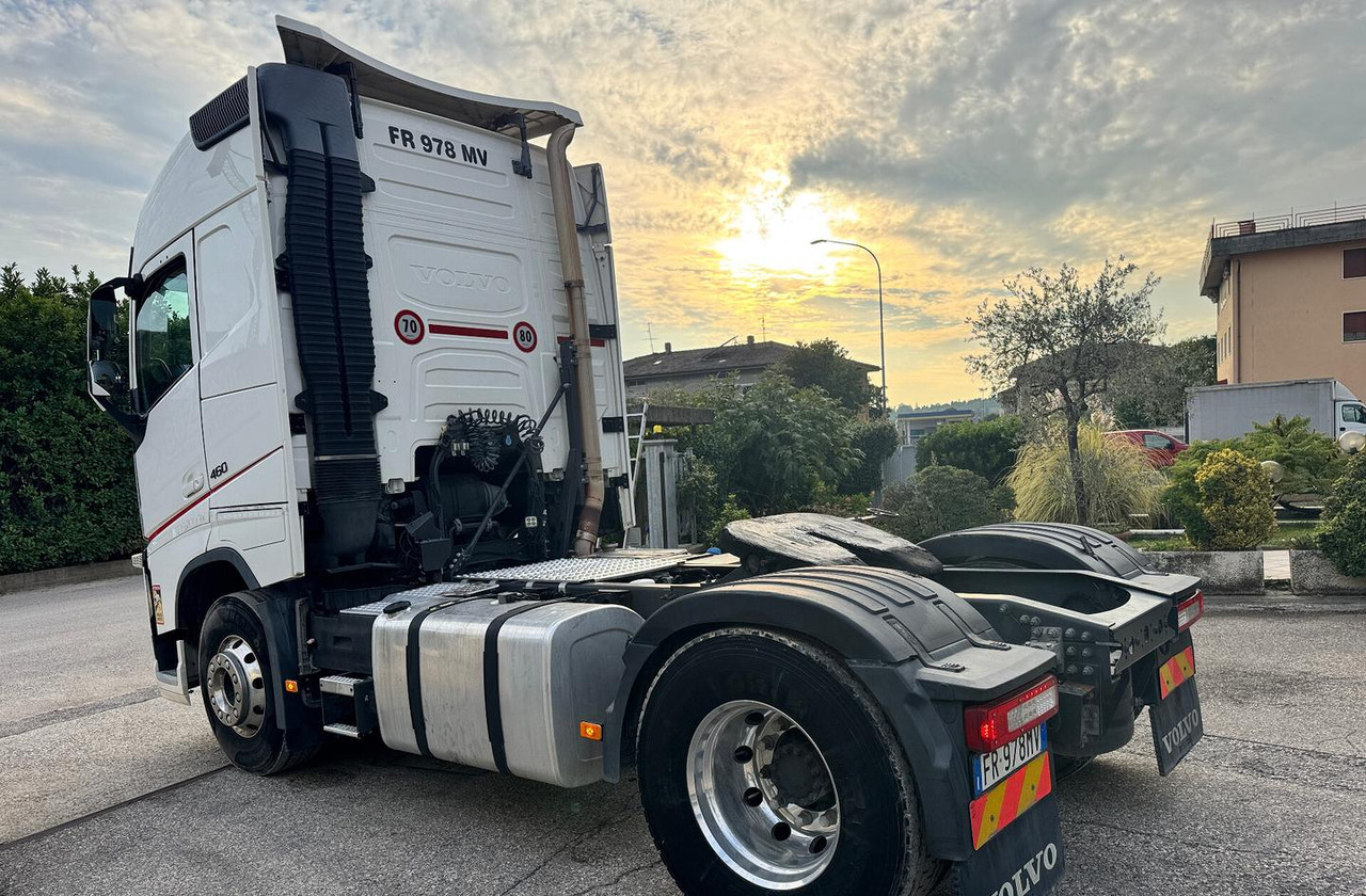 Trattore Stradale Volvo FH460 - 2019 - شاحنة جرار: صور 3 Trattore Stradale Volvo FH460 - 2019 - شاحنة جرار: صور 3