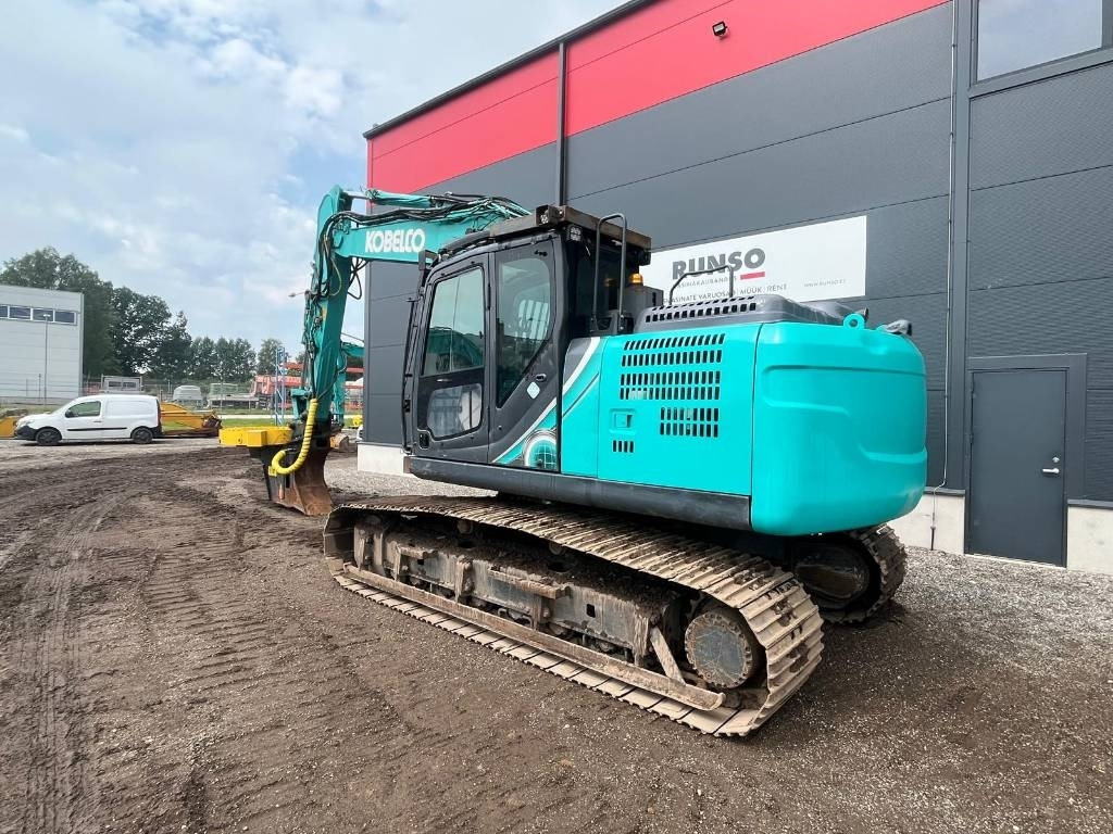 Kobelco SK180LC-10 - حفارات زحافة: صور 3 Kobelco SK180LC-10 - حفارات زحافة: صور 3