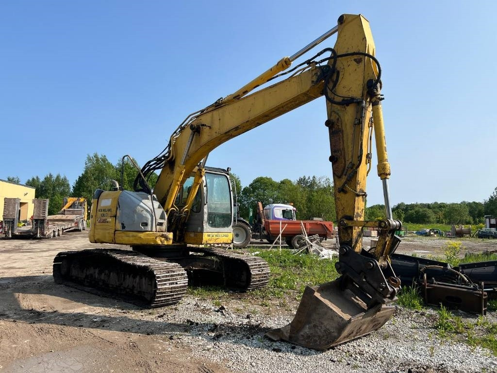 NEW HOLLAND KOBELCO E235BSRLC-2 - حفارات زحافة: صور 2 NEW HOLLAND KOBELCO E235BSRLC-2 - حفارات زحافة: صور 2