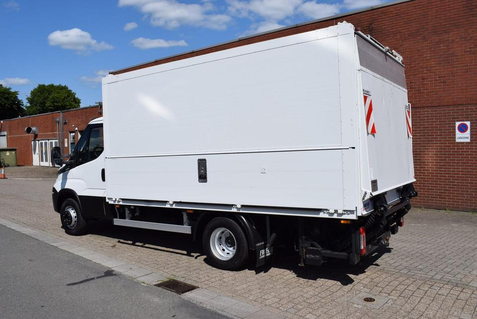 Iveco Daily 70 C 18 Schwenkwand Automatik LBW 1500KG - الشاحنات الصغيرة صندوق مغلق: صور 5 Iveco Daily 70 C 18 Schwenkwand Automatik LBW 1500KG - الشاحنات الصغيرة صندوق مغلق: صور 5