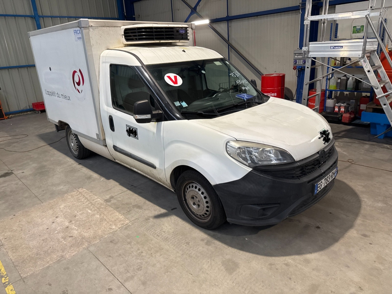 FIAT DOBLO KONTENER CHŁODNIA NR 854 - الشاحنات الصغيرة المبردة: صور 1 FIAT DOBLO KONTENER CHŁODNIA NR 854 - الشاحنات الصغيرة المبردة: صور 1