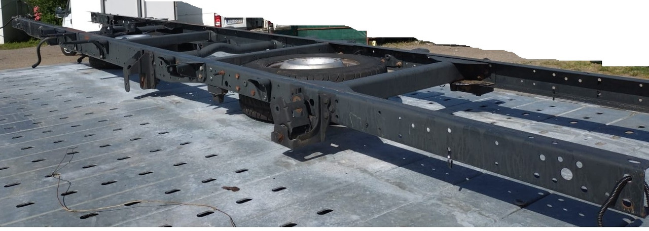 GOŁA RAMA IVECO DAILY 35S11 NR 725/095 - الإطار / الشاسيه - الشاحنات الصغيرة: صور 5 GOŁA RAMA IVECO DAILY 35S11 NR 725/095 - الإطار / الشاسيه - الشاحنات الصغيرة: صور 5