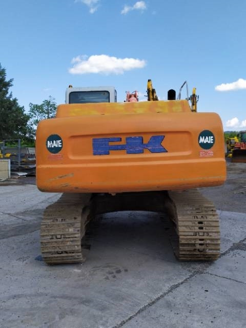 Fiat-Kobelco E 235 - حفارات زحافة: صور 3 Fiat-Kobelco E 235 - حفارات زحافة: صور 3