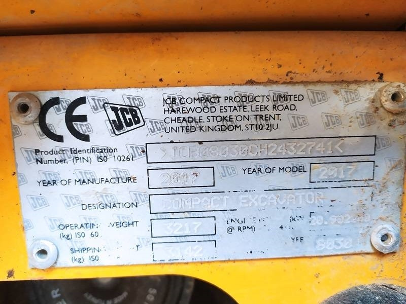 حفارة مصغرة JCB 8030 ZTS: صور 13