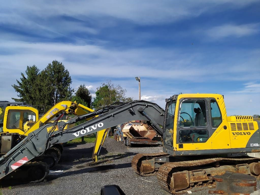Volvo EC 140 B LC - حفارات زحافة: صور 2 Volvo EC 140 B LC - حفارات زحافة: صور 2