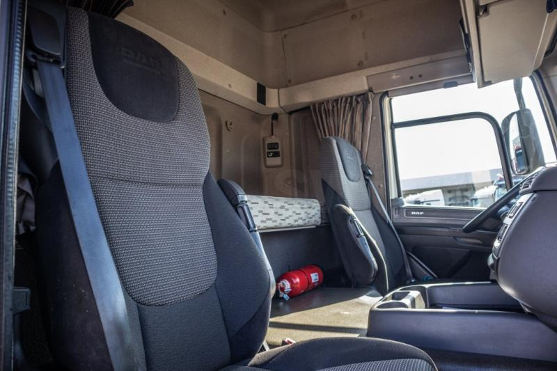 شاحنة جرار DAF CF 85.460+INTARDER+COMPRESSEUR: صور 7 شاحنة جرار DAF CF 85.460+INTARDER+COMPRESSEUR: صور 7
