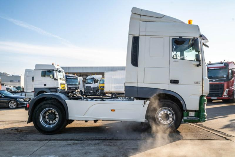 DAF XF 460 + HYDRAULIQUE - شاحنة جرار: صور 3 DAF XF 460 + HYDRAULIQUE - شاحنة جرار: صور 3