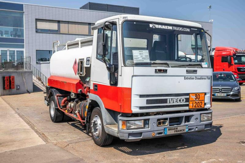 Iveco 85E15+ CITERNE 5000 L - شاحنة صهريج: صور 2 Iveco 85E15+ CITERNE 5000 L - شاحنة صهريج: صور 2