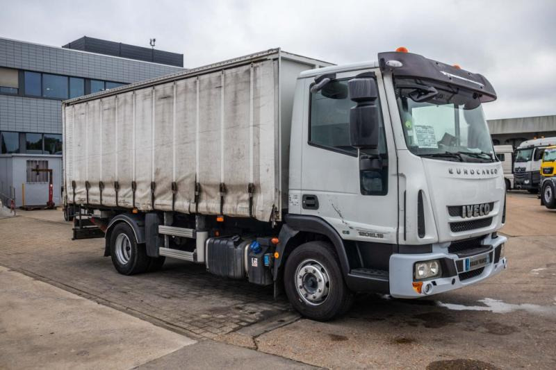 Iveco EUROCARGO 120EL19 - شاحنة ستارة: صور 2 Iveco EUROCARGO 120EL19 - شاحنة ستارة: صور 2