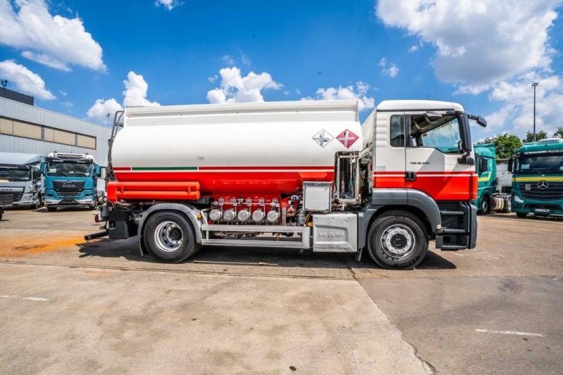 MAN TGS 18.400 // CUVE ALU MAGYAR 13.500L + 5 COMP - شاحنة صهريج: صور 3 MAN TGS 18.400 // CUVE ALU MAGYAR 13.500L + 5 COMP - شاحنة صهريج: صور 3
