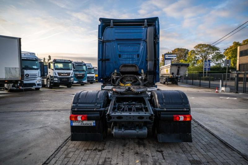 Mercedes ACTROS 1846 LS + HYDR. - شاحنة جرار: صور 5 Mercedes ACTROS 1846 LS + HYDR. - شاحنة جرار: صور 5