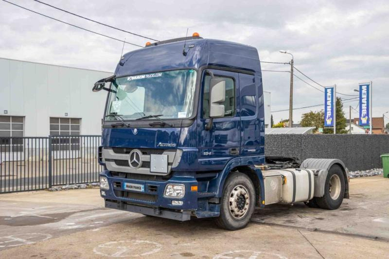Mercedes ACTROS 1846 LS-MP3+HYDR.+ADR - شاحنة جرار: صور 1 Mercedes ACTROS 1846 LS-MP3+HYDR.+ADR - شاحنة جرار: صور 1