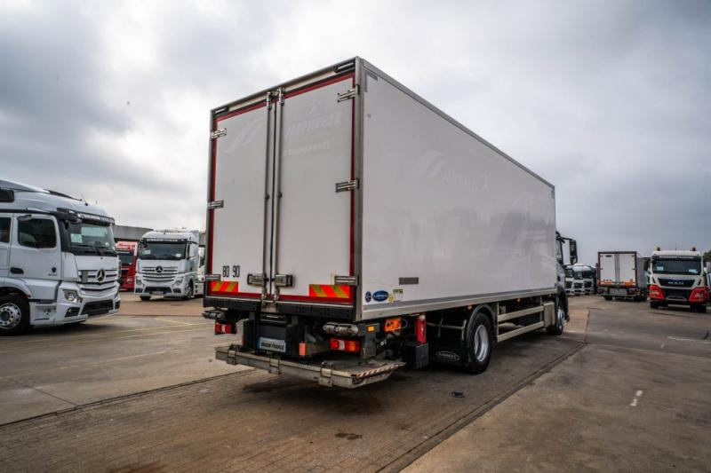 Mercedes ANTOS 1833 +CARRIER SUPRA MULTI 1250Mt+DHOLLANDIA 2.5T - مبردة شاحنة: صور 4 Mercedes ANTOS 1833 +CARRIER SUPRA MULTI 1250Mt+DHOLLANDIA 2.5T - مبردة شاحنة: صور 4