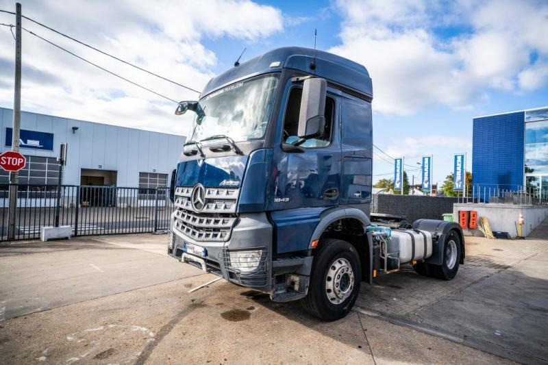 Mercedes AROCS 1843 LS ( NO ACTROS)+BIG AXLE +HYDR. - شاحنة جرار: صور 1 Mercedes AROCS 1843 LS ( NO ACTROS)+BIG AXLE +HYDR. - شاحنة جرار: صور 1
