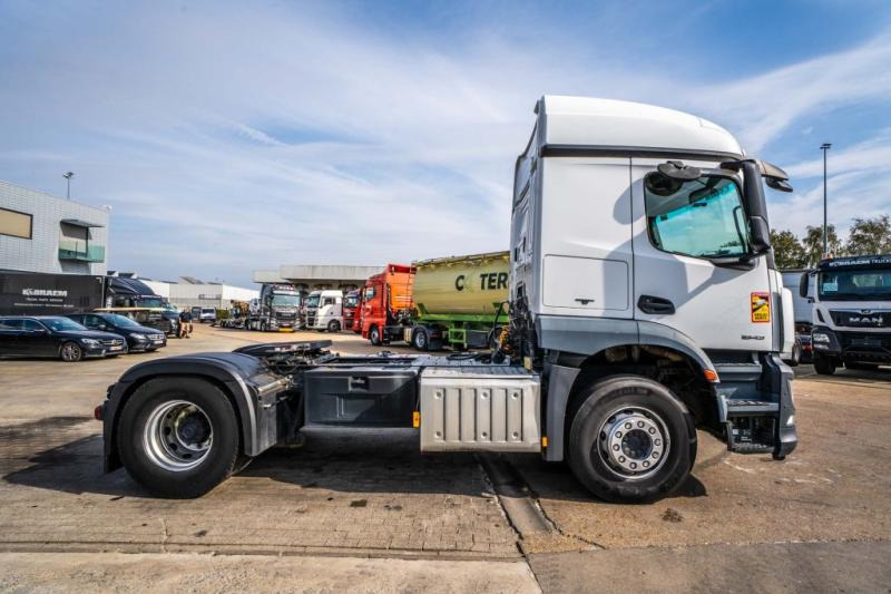 Mercedes AROCS 1843 LS ( NO ACTROS) - شاحنة جرار: صور 3 Mercedes AROCS 1843 LS ( NO ACTROS) - شاحنة جرار: صور 3